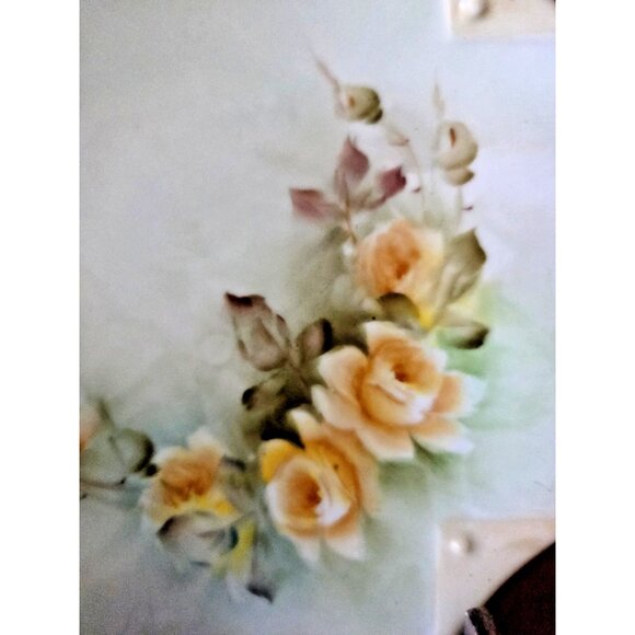 Schumann Bavaria Hand Painted Yellow Roses Plates Signed Becker 5 3/8” Pair - Picture 5 of 8